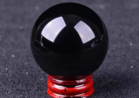 办公桌放什么摆件防小人