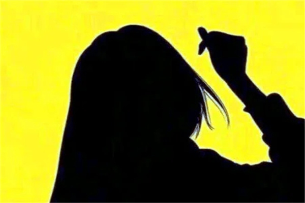 容易说谎的人八字特征