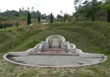 坟墓地气旺的表现