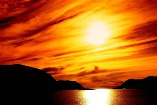 山头火命的人好不好