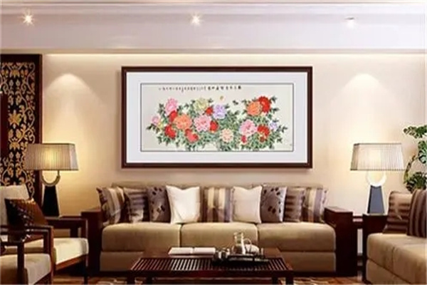 客厅沙发后面挂画风水
