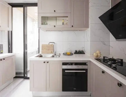 炉灶适合放东墙还是西墙