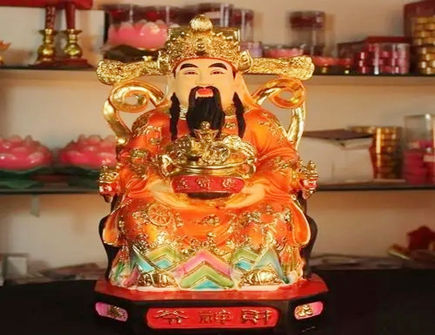 财神坐东朝西还是坐西朝东