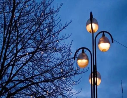 窗户对着路灯的风水