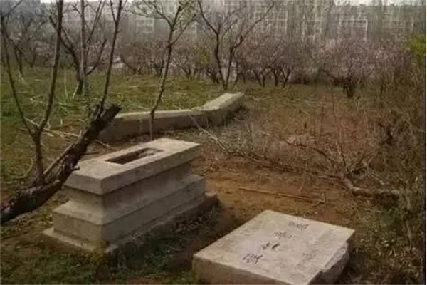 ​选择墓地的步骤和方法