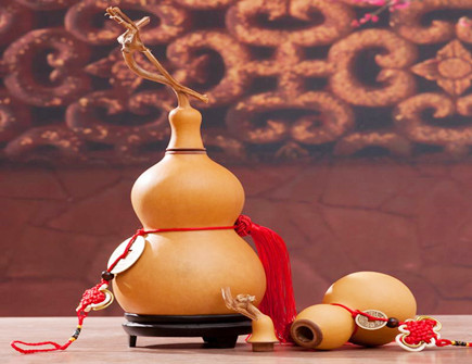 门对门葫芦挂在门的哪