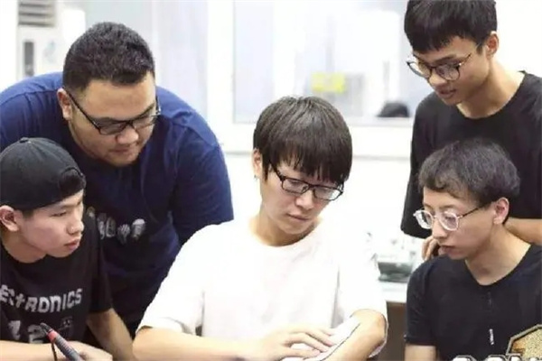 八字看老公的长相特征